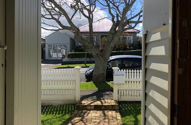  at 1/9 Mount Pleasant Road, Mount Eden, Auckland City, Auckland