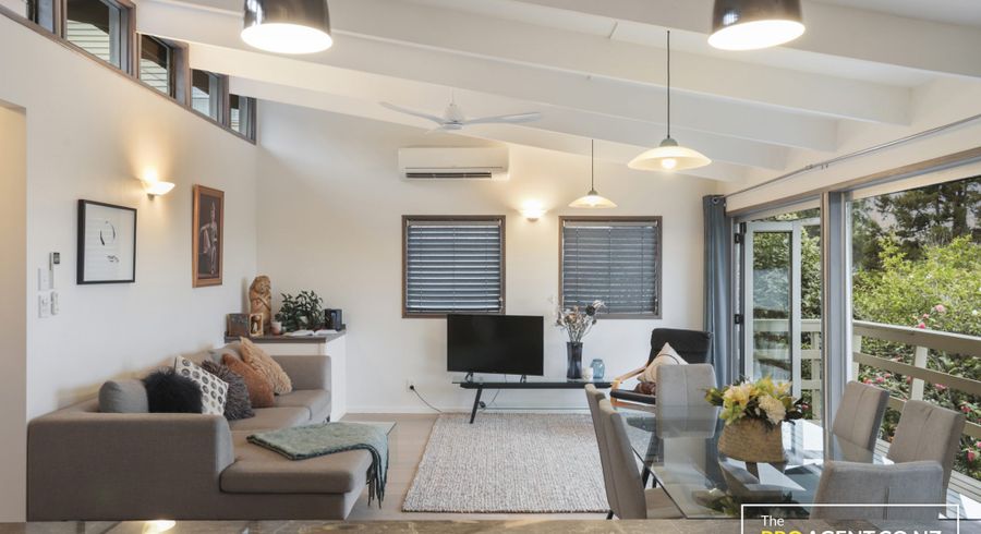  at 442 Huia Road, Laingholm, Auckland