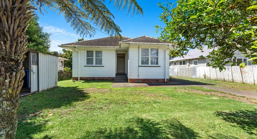  at 62 Waipani Road, Te Atatu Peninsula, Auckland
