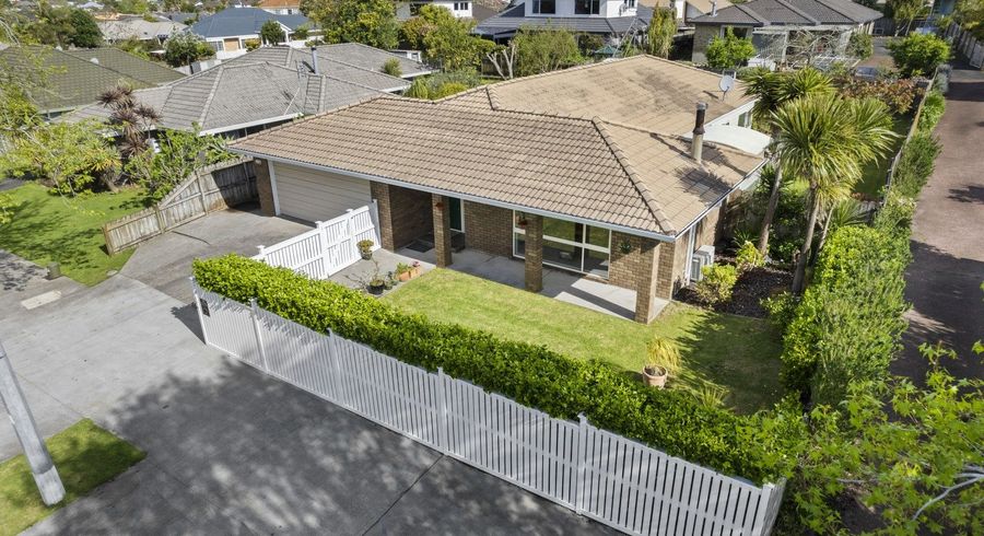  at 176 Millhouse Drive, Golflands, Auckland