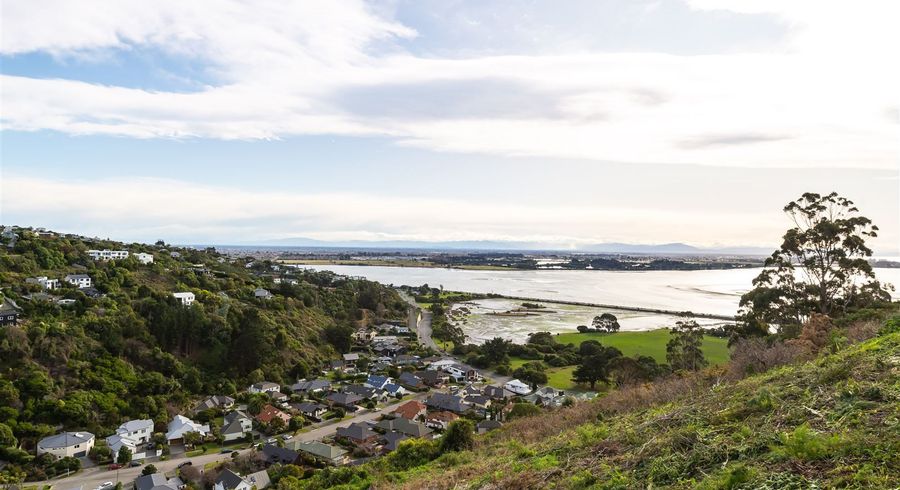  at 4 Rifleman Lane, Redcliffs, Christchurch