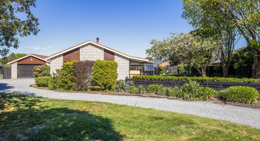  at 4 Woodfield Place, Woodend, Woodend