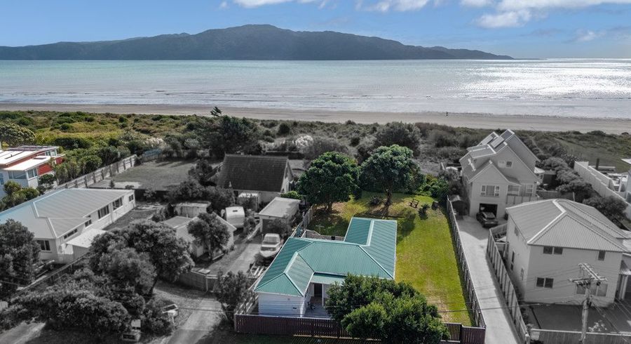  at 147 Manly Street, Paraparaumu Beach, Kapiti Coast, Wellington