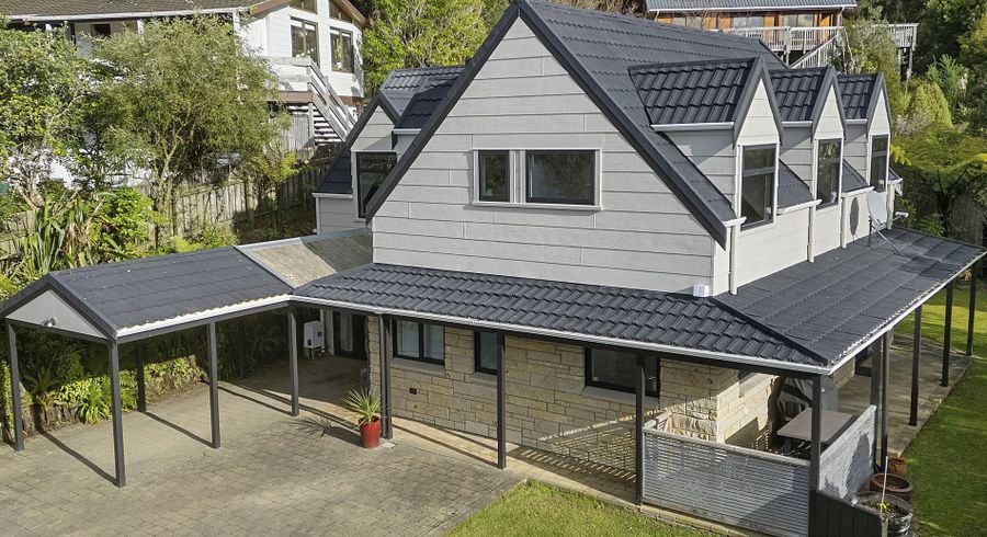  at 2 Dunleith Grove, Silverstream, Upper Hutt