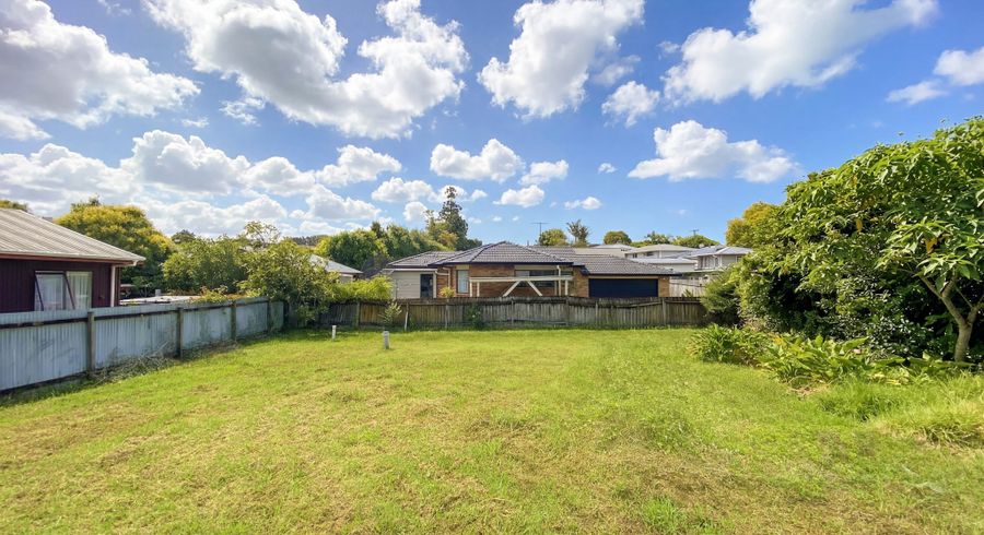  at 27A Daytona Road, Henderson, Waitakere City, Auckland