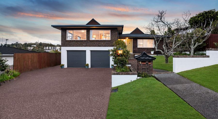  at 8 Helvetia Drive, Browns Bay, North Shore City, Auckland