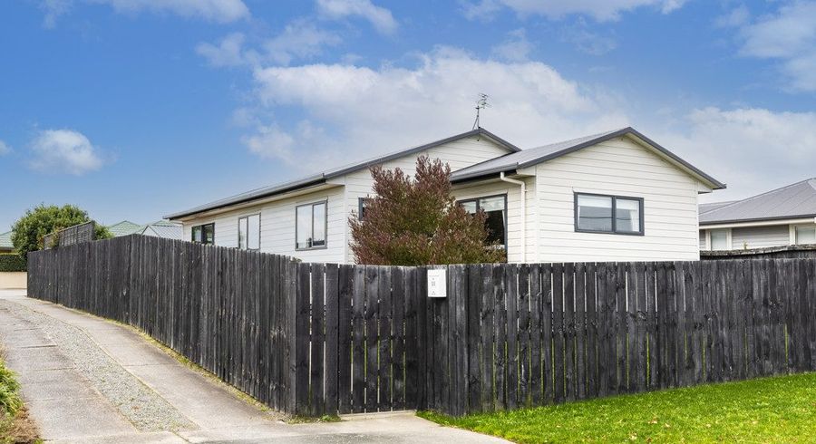  at 33 Ottawa Road, Wainoni, Christchurch City, Canterbury
