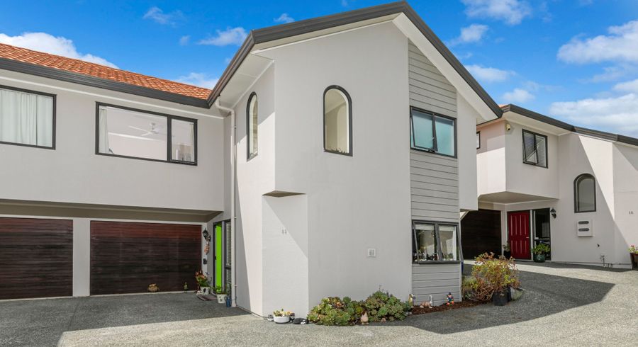  at 11/102 Greenhithe Road, Greenhithe, Auckland