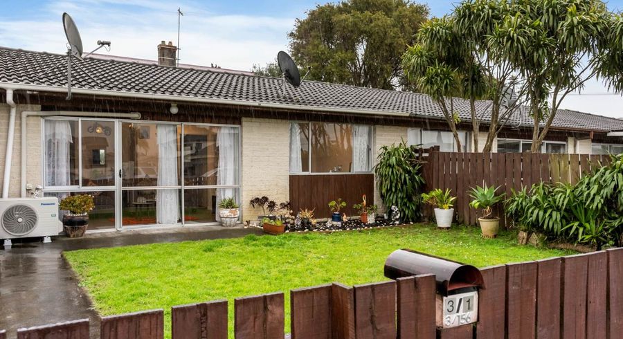  at 3/1 Plunket Avenue, Manukau Central, Auckland