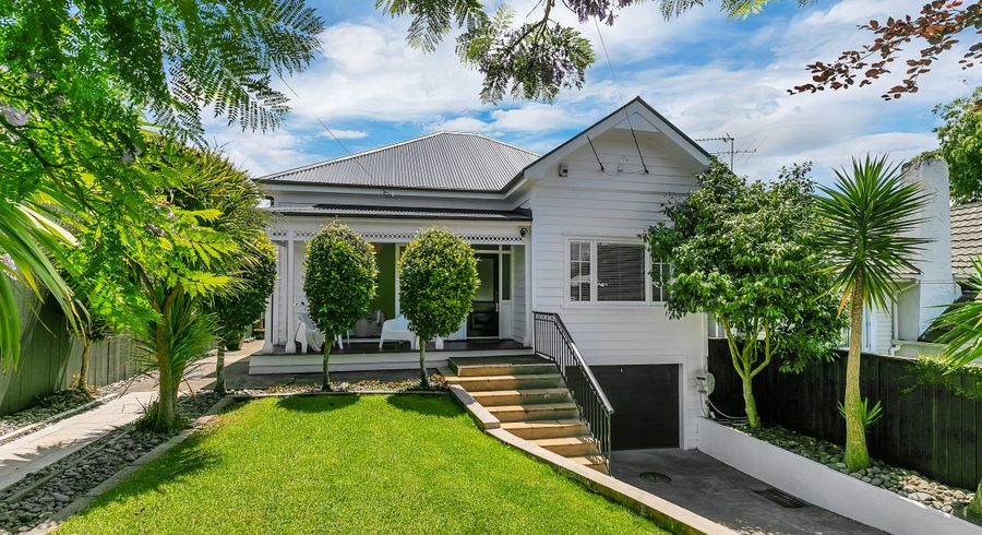  at 8 Finch Street, Morningside, Auckland
