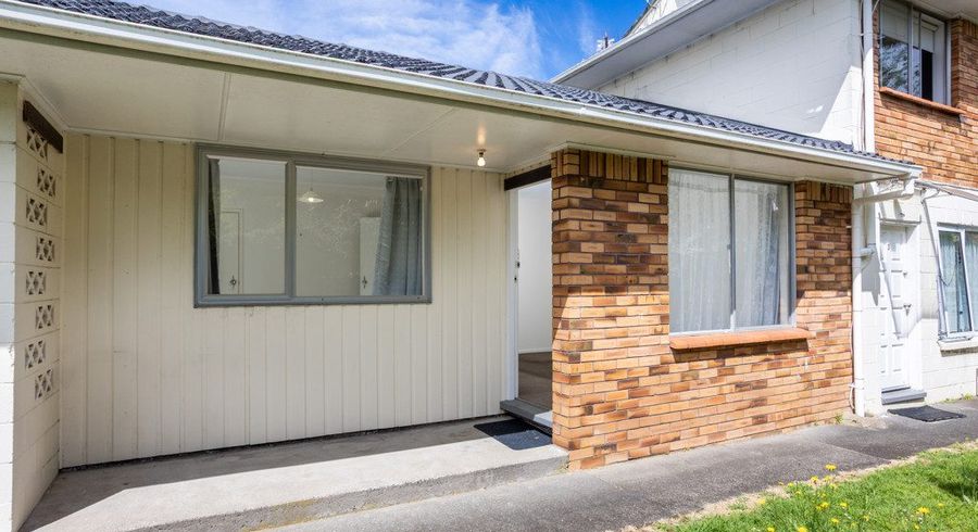  at 2/45 Willcott Street, Mount Albert, Auckland City, Auckland