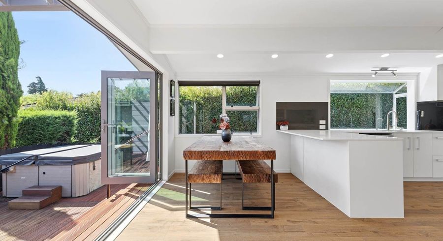  at 23 Marvon Downs Avenue, Pakuranga Heights, Manukau City, Auckland