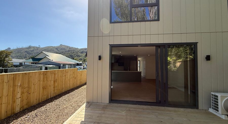  at 33a Moohan Street, Wainuiomata, Lower Hutt, Wellington