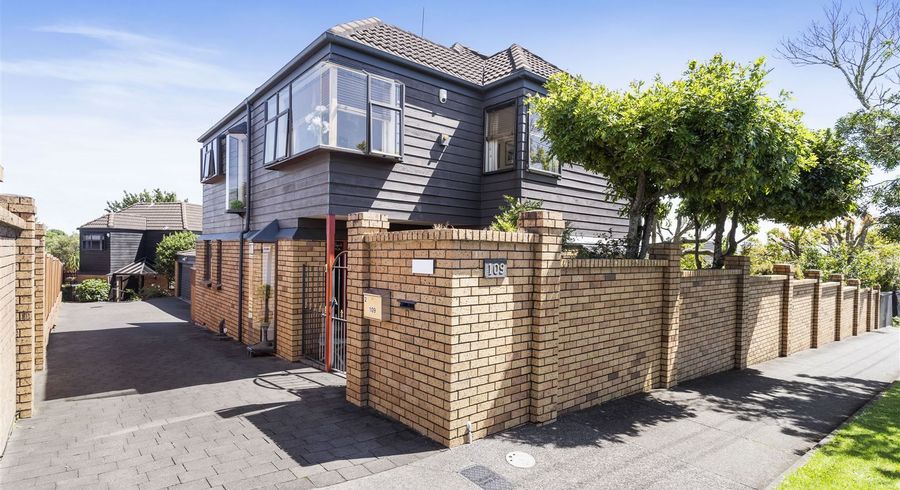  at 1/109 St Johns Road, Meadowbank, Auckland