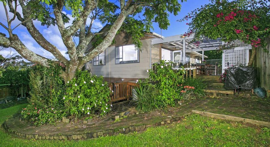  at 17 Cunliffe Place, Glenfield, North Shore City, Auckland