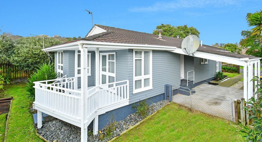  at 2 Dulcie Place, Red Hill, Papakura