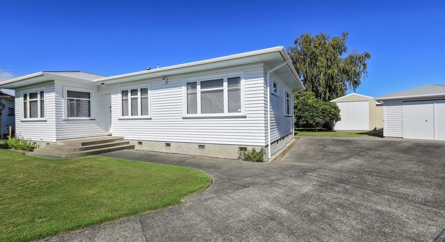  at 437 Dalcross Street, Mayfair, Hastings