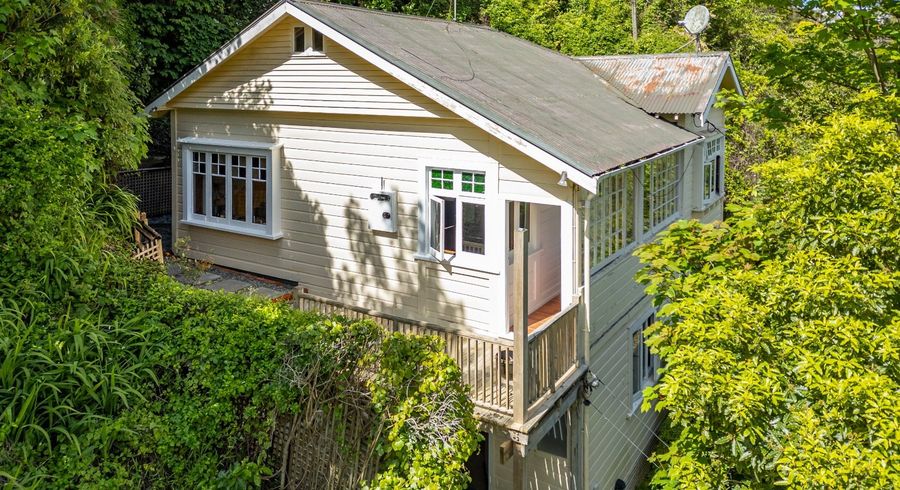  at 6 Governor Road, Northland, Wellington, Wellington