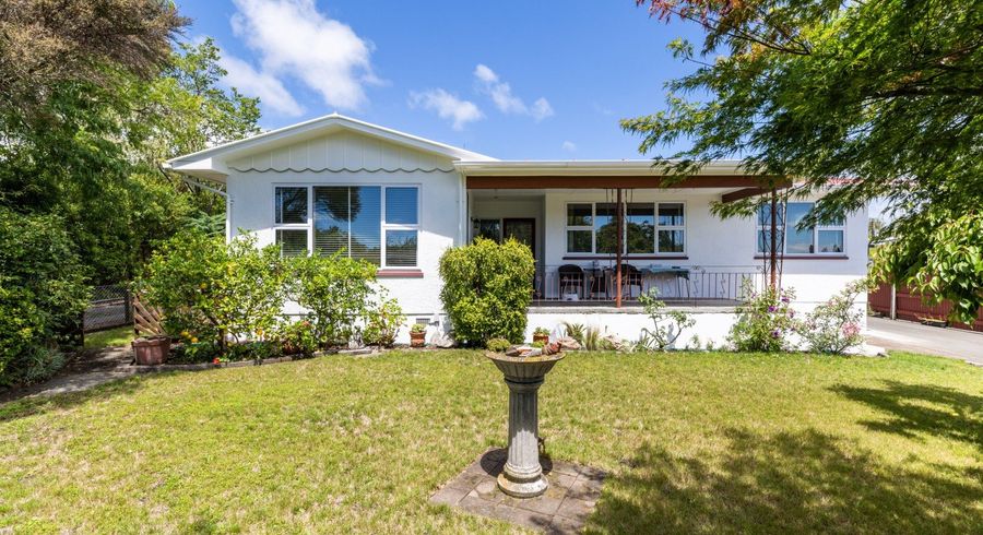  at 27 Saint Hill Lane, Havelock North, Hastings, Hawke's Bay