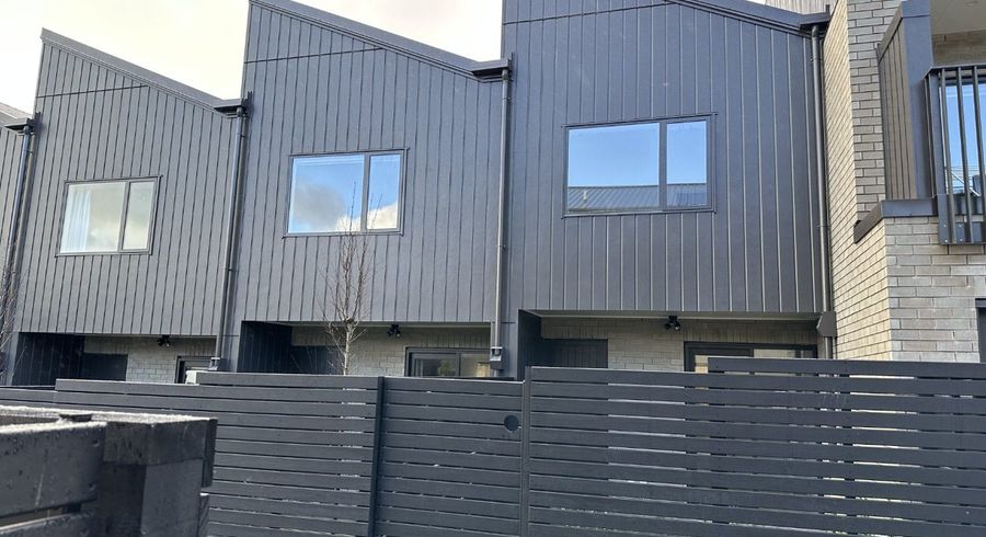  at 22/28 Westgate Drive, Westgate, Waitakere City, Auckland