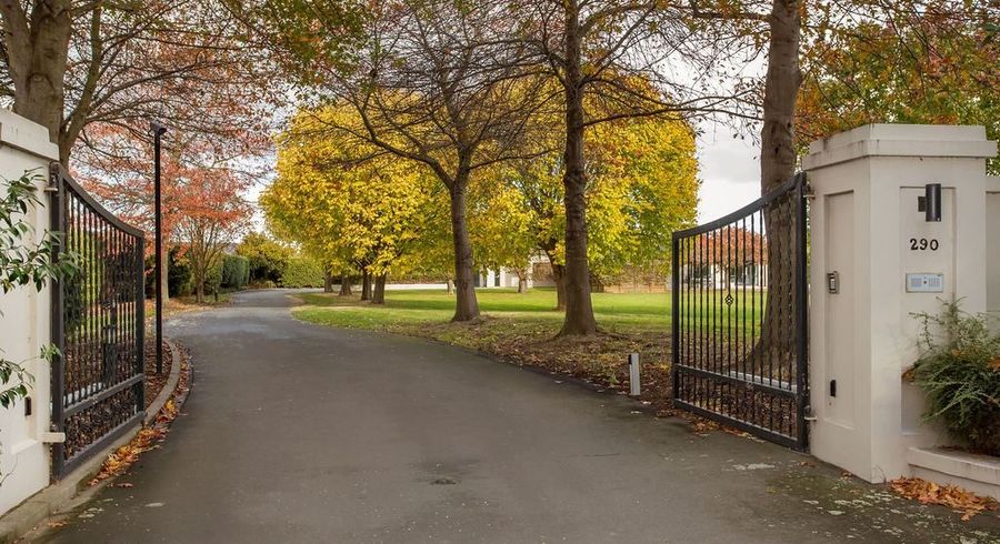  at 290 Queen Elizabeth II Drive, Mairehau, Christchurch