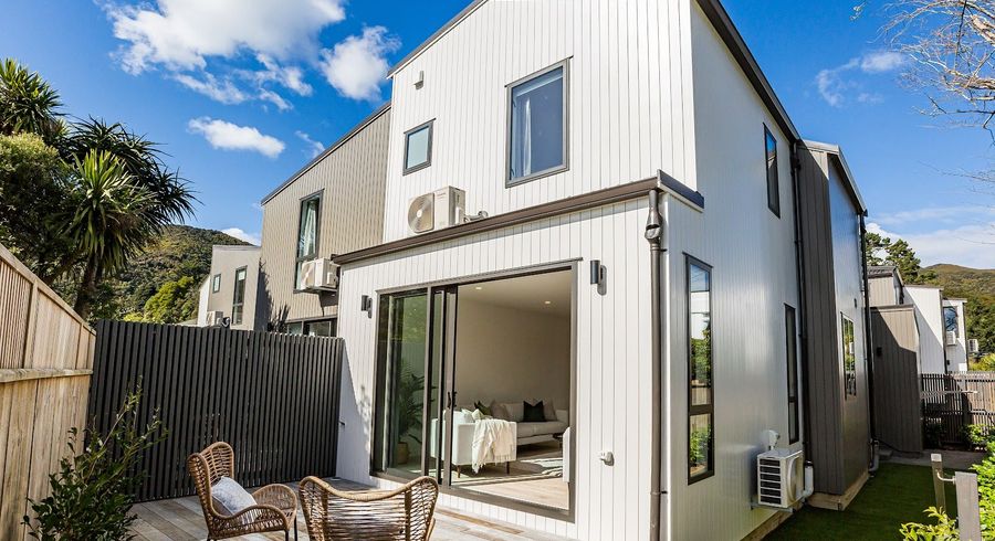  at Unit 10/323 Riverside Drive, Waterloo, Lower Hutt, Wellington