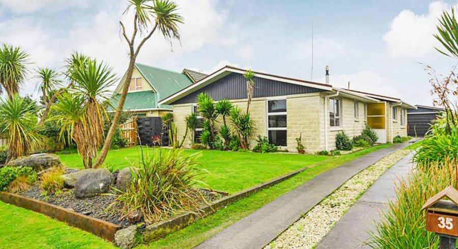  at 35 Thomas Place, Foxton Beach, Foxton