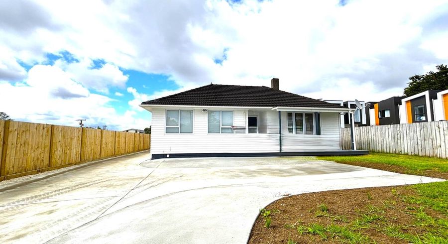  at 8 Peace Avenue, Mount Wellington, Auckland City, Auckland