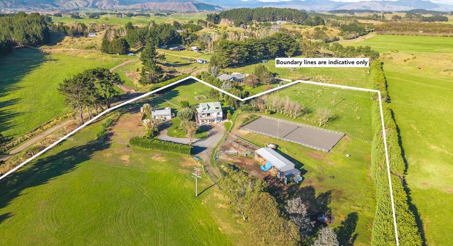  at 593 Waikawa Beach Road, Waikawa Beach, Horowhenua, Manawatu / Whanganui