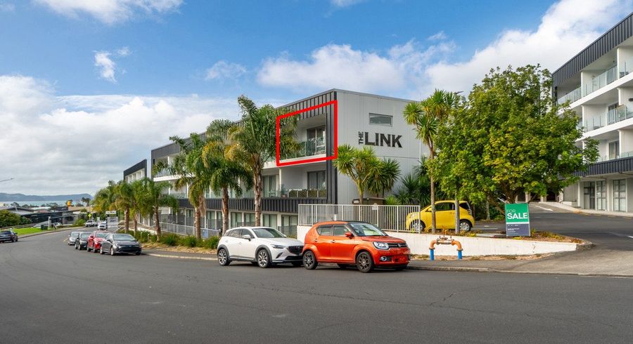  at 211/17 Link Crescent, Stanmore Bay, Rodney, Auckland