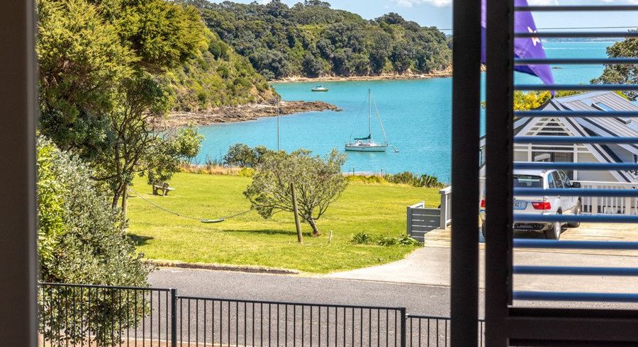  at 2/3 Esslin Road, Waiheke Island, Auckland
