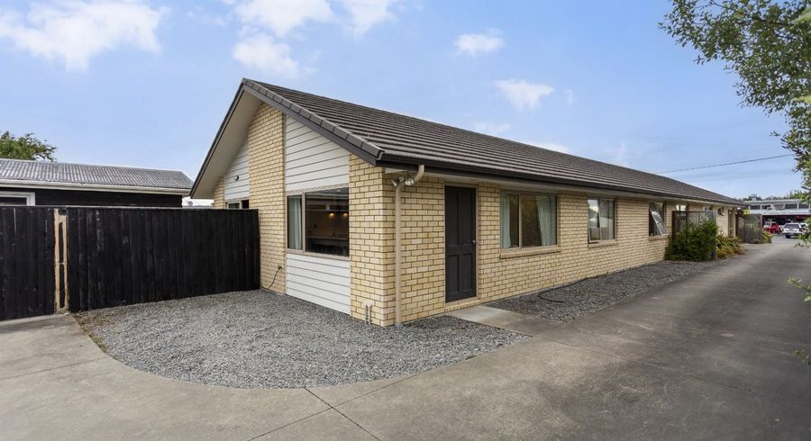  at 2/274  Burwood Road , Burwood, Christchurch City, Canterbury