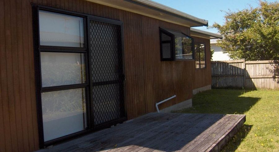  at 2/46 Moa Road, Point Chevalier, Auckland City, Auckland