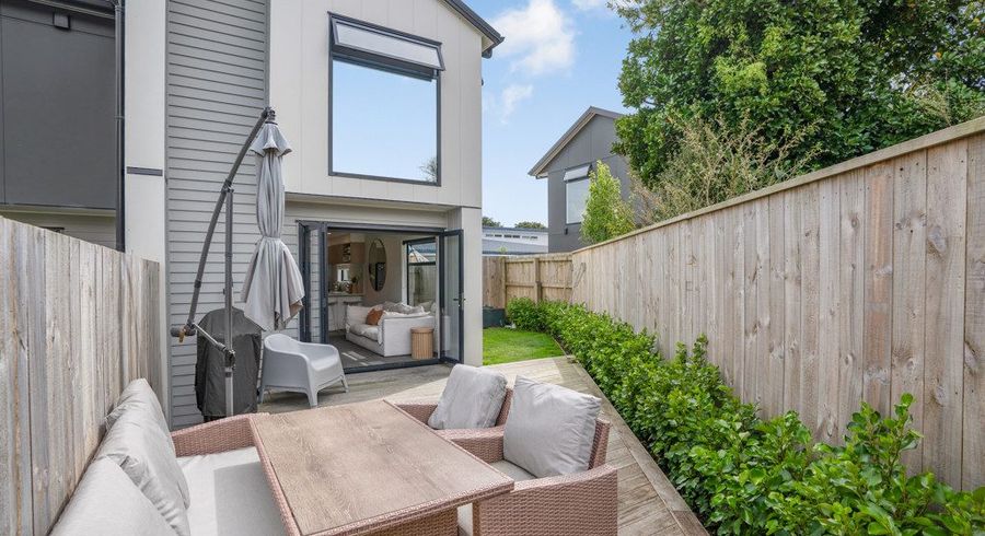  at 10/207 Oxford Terrace, Avalon, Lower Hutt, Wellington