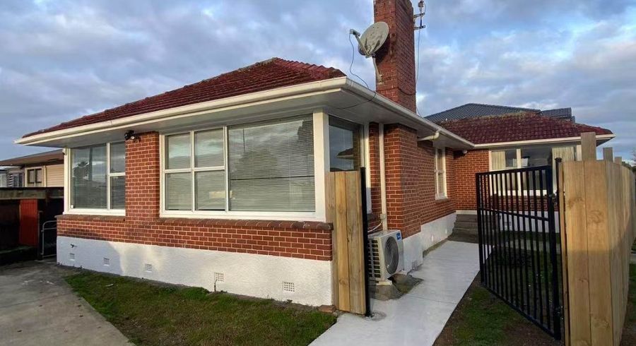  at 57 Maioro Street, New Windsor, Auckland City, Auckland
