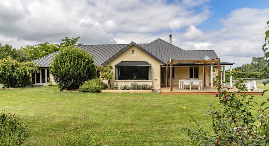  at 23 Davis Road, Cust, Rangiora