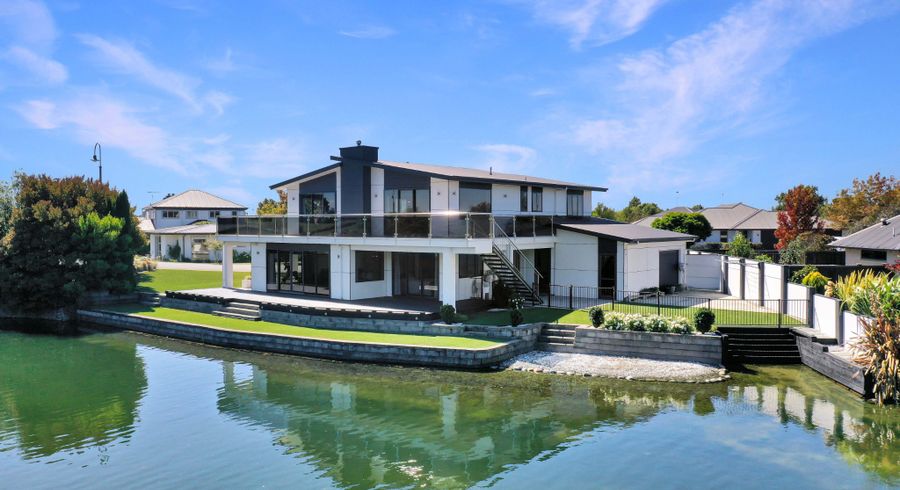  at 2 Ludlow Drive, Huntingdon, Ashburton, Canterbury