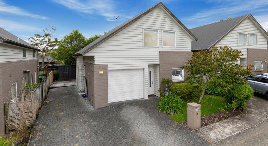  at 19C Nimstedt Avenue, Oteha, Auckland