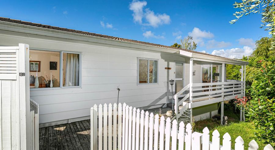  at 2/13 Geoffrey Road, Torbay, Auckland