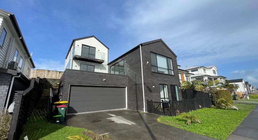  at 8 Cavalli Road, Long Bay, North Shore City, Auckland