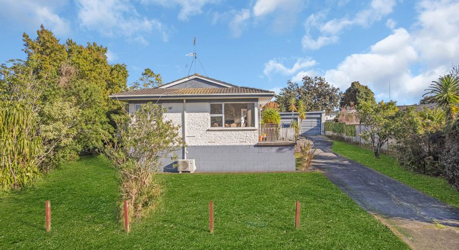  at 1/50 Stanniland Street, Sunnyhills, Manukau City, Auckland