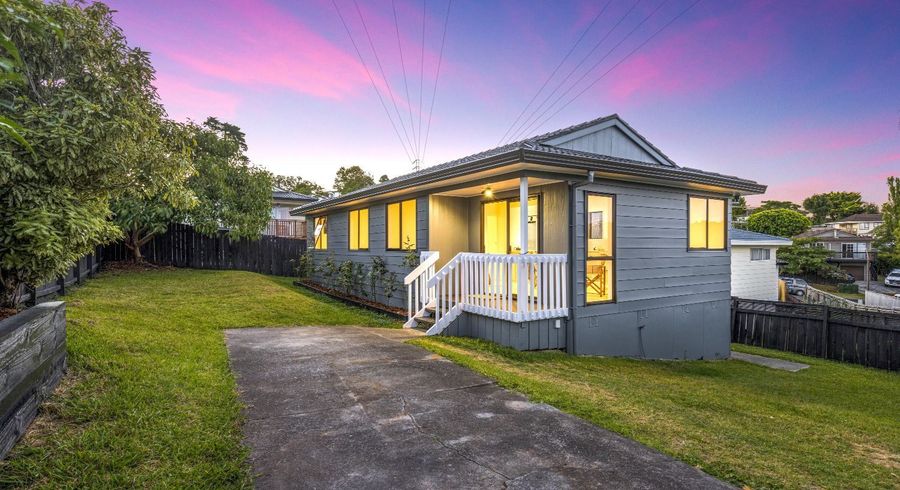  at 11 Halloran Place, Massey, Auckland