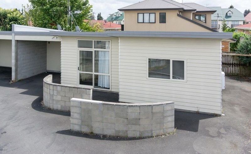  at 8A Snead Place, Hamilton East, Hamilton, Waikato
