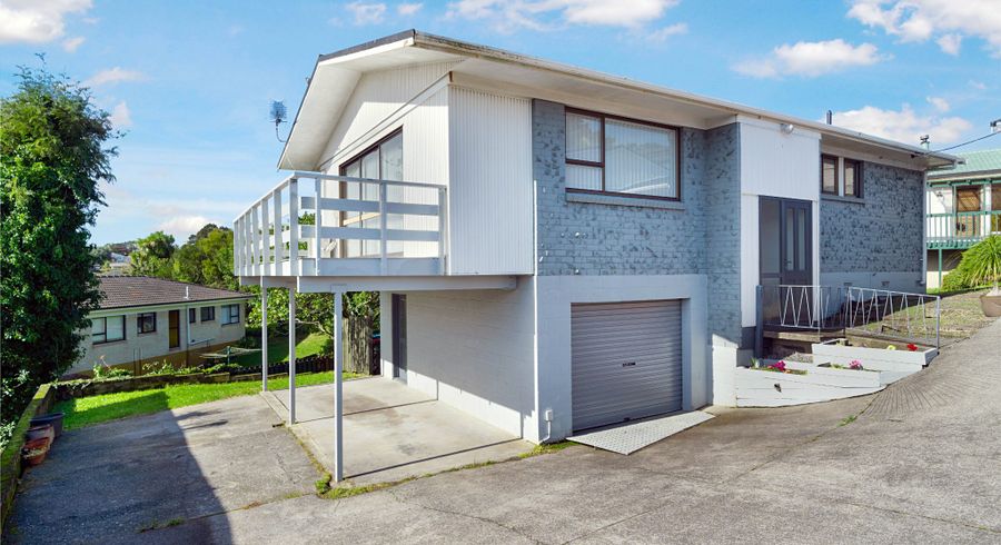  at 7B Alaunia Place, Lynfield, Auckland