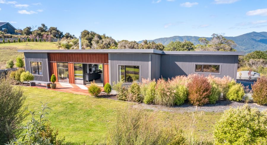  at 260 Fairview Drive, Akatarawa, Upper Hutt, Wellington