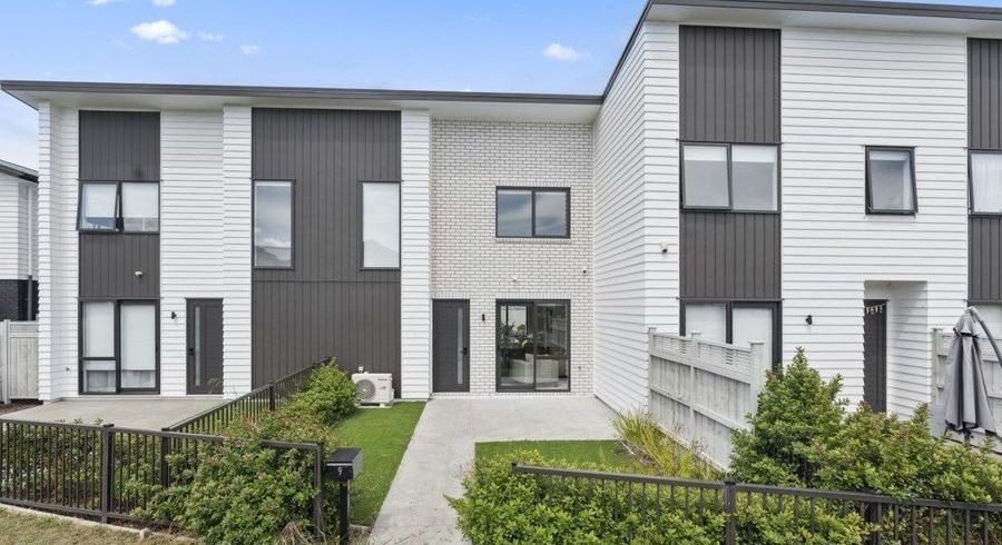  at 9 Adlam Lane, Takanini, Papakura, Auckland