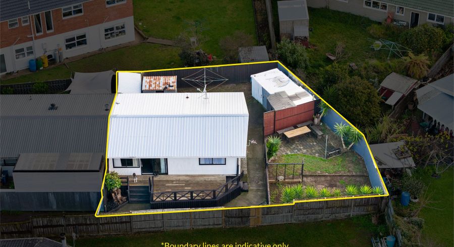  at 2/14 Idlewild Avenue, Mangere, Manukau City, Auckland
