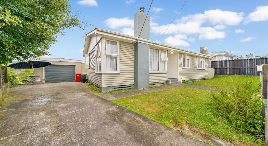  at 33 Leicester Streetv, Cannons Creek, Porirua, Wellington