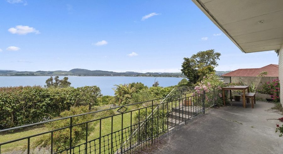  at 186 Kawaha Point Road, Kawaha Point, Rotorua, Bay Of Plenty