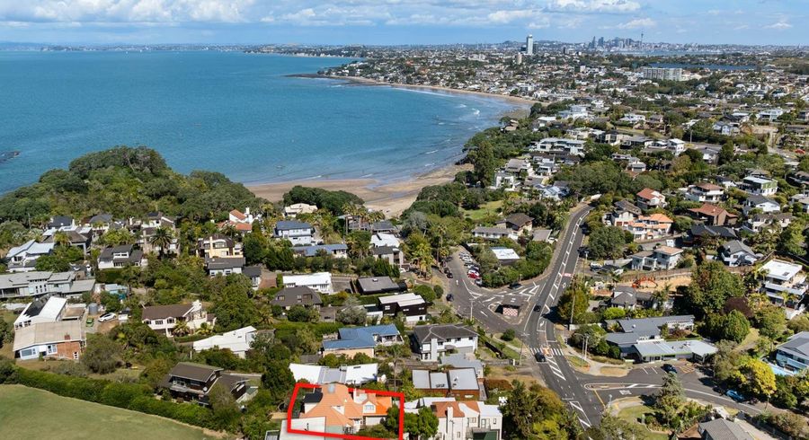 at 1/111 Beach Road, Castor Bay, North Shore City, Auckland